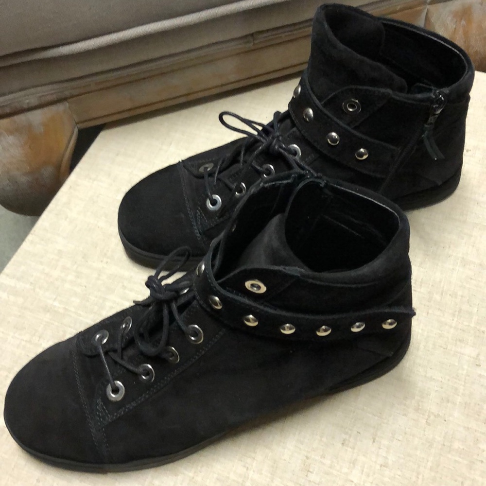 Stuart Weitzman, Black Shotput Sneakers - Picture 3 of 8